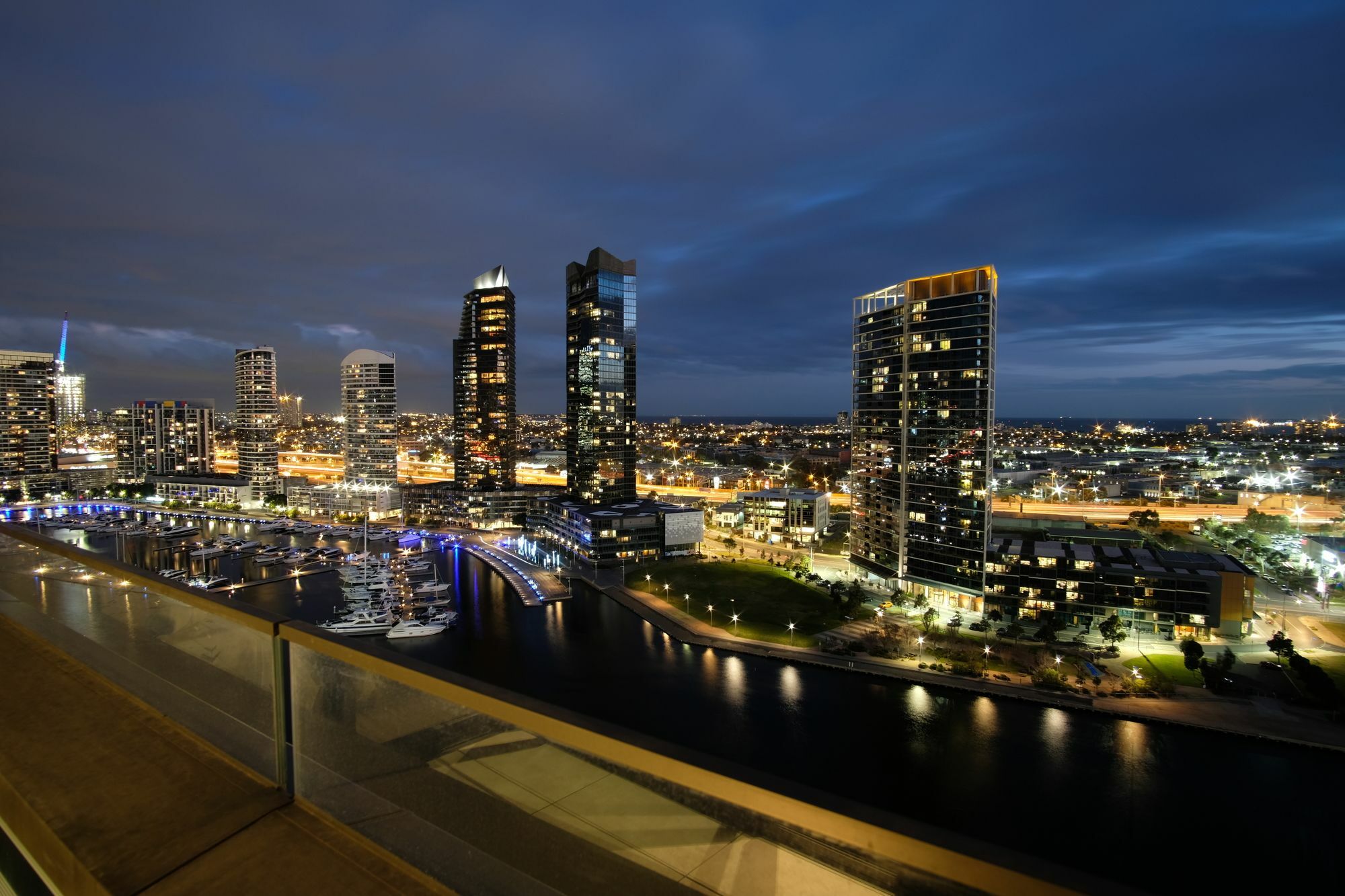 889 On Collins Waterfront Apartment Melbourne Exterior photo